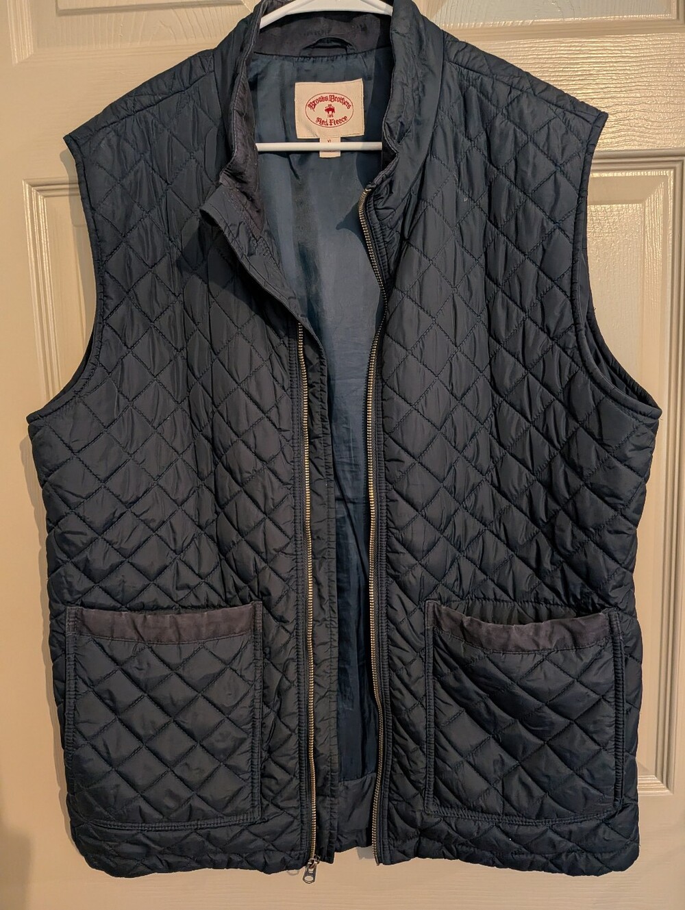 Brooks Brothers Women's Quilted Sleeveless Vest - Navy blue